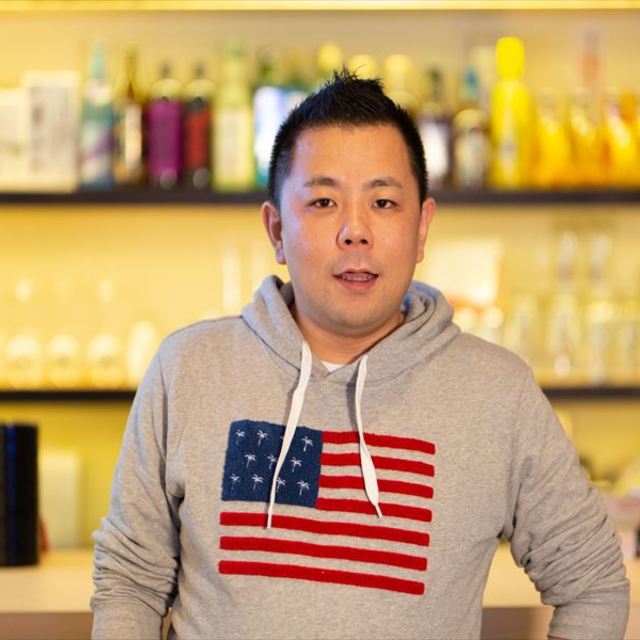 すすきののカジュアルバー Public Bar Over Drive